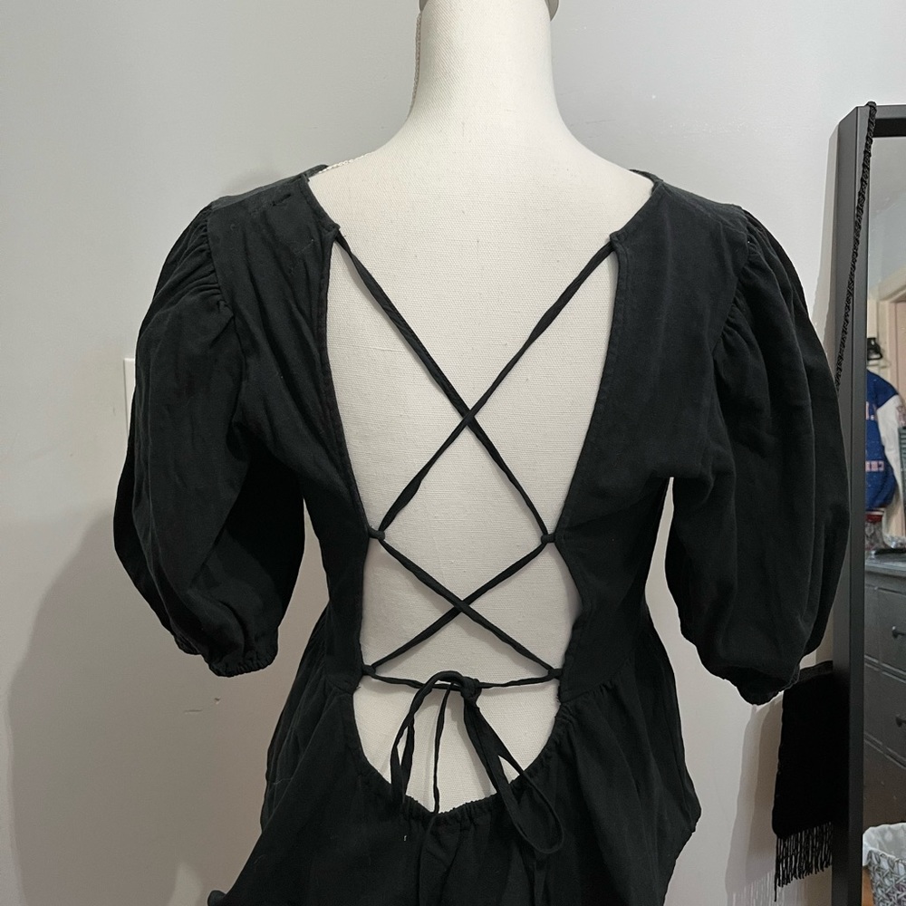 Urban outfitter cris cross back top size large